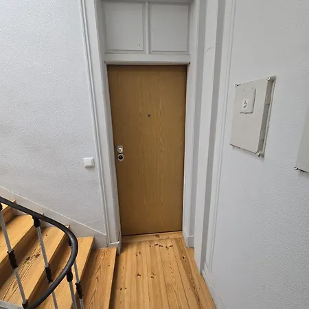 Comfy 3 Bedroom Campo De Ourique Apartman