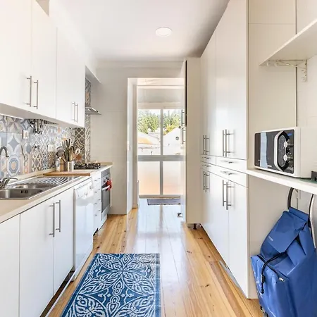 Comfy 3 Bedroom Campo De Ourique *